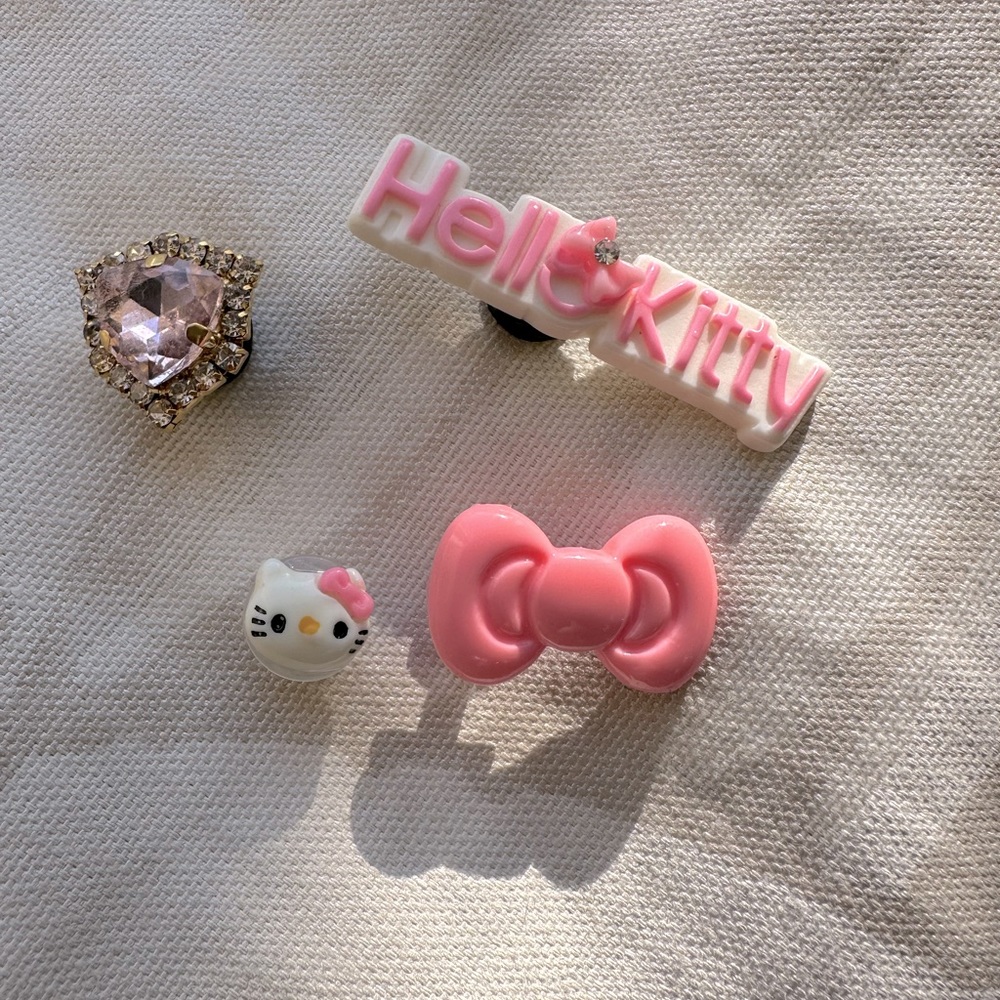 4pc Croc Charms